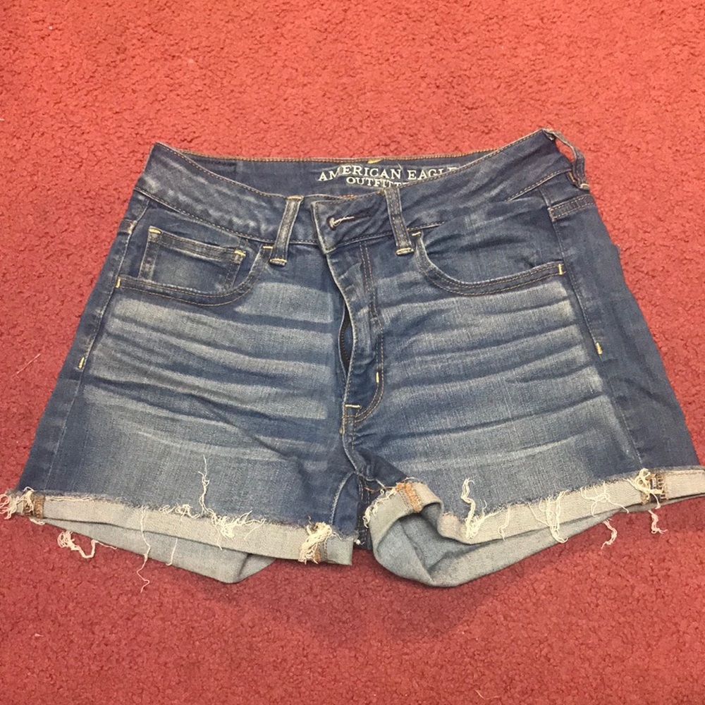 American Eagle Hi Rise Shortie